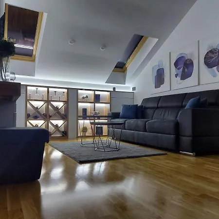 Apartment Tri S Lux