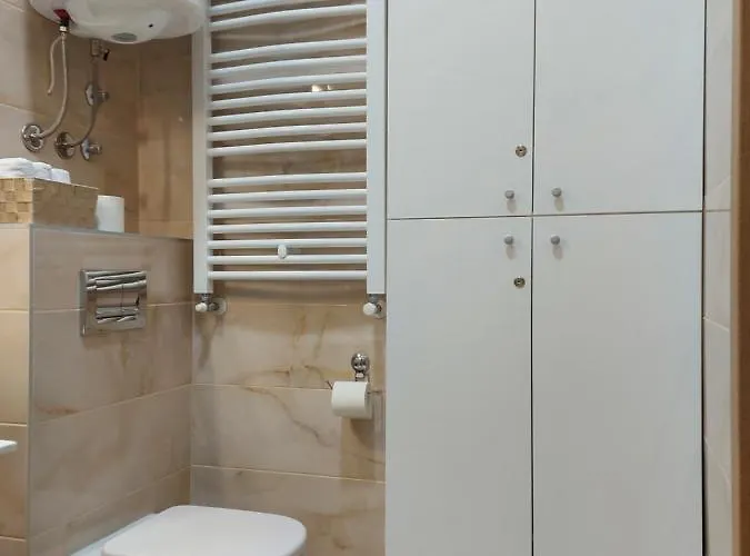 Tri S Lux * 阿然德洛维克