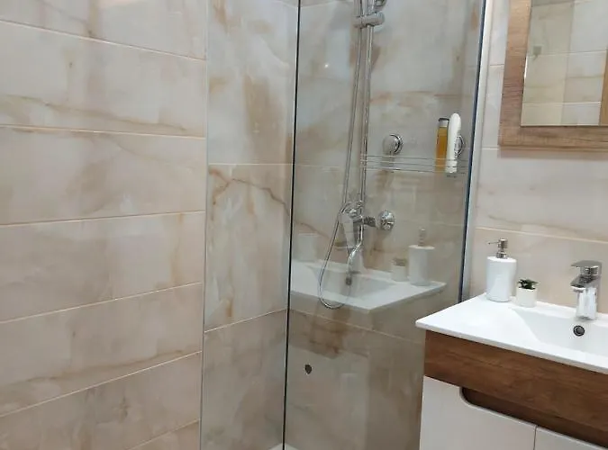 Tri S Lux 阿然德洛维克